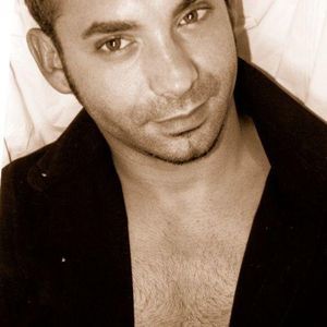 Meet your Posher, Emanuel